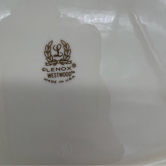 LENOX WESTWOOD OVAL SERVING BOWL - Picture 6 of 12